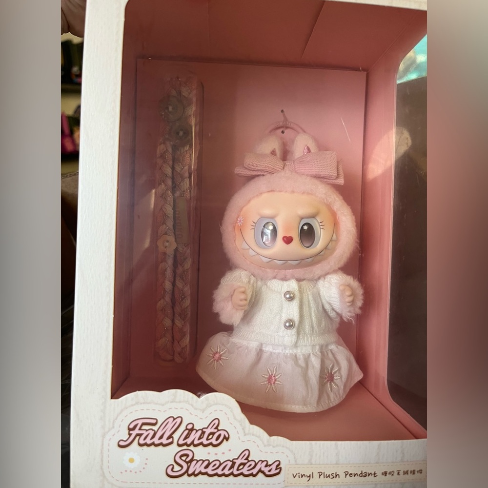SOLD Mokoko Fall Into Sweaters Plush Pendant Labubu